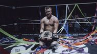 Travis Banks winning the Progress World Title